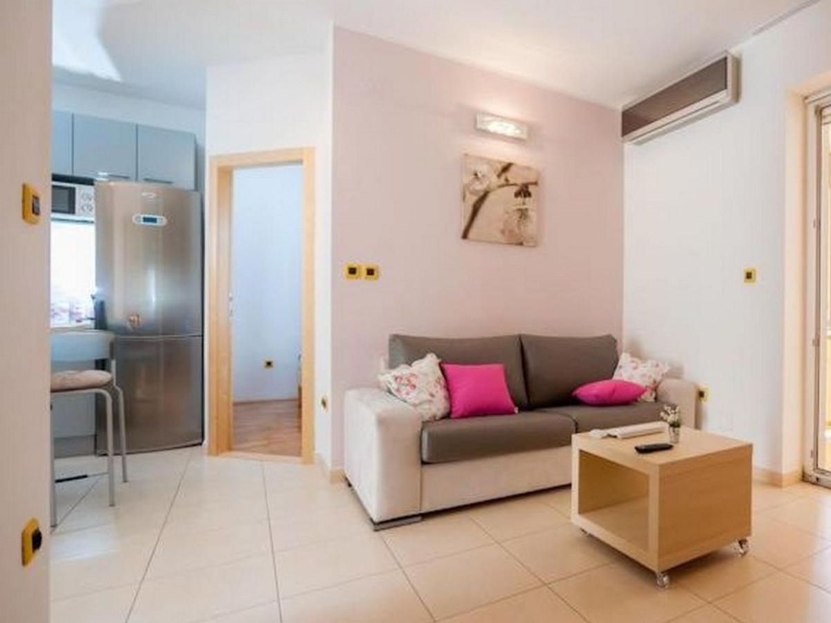 Aldo Center Apartment *