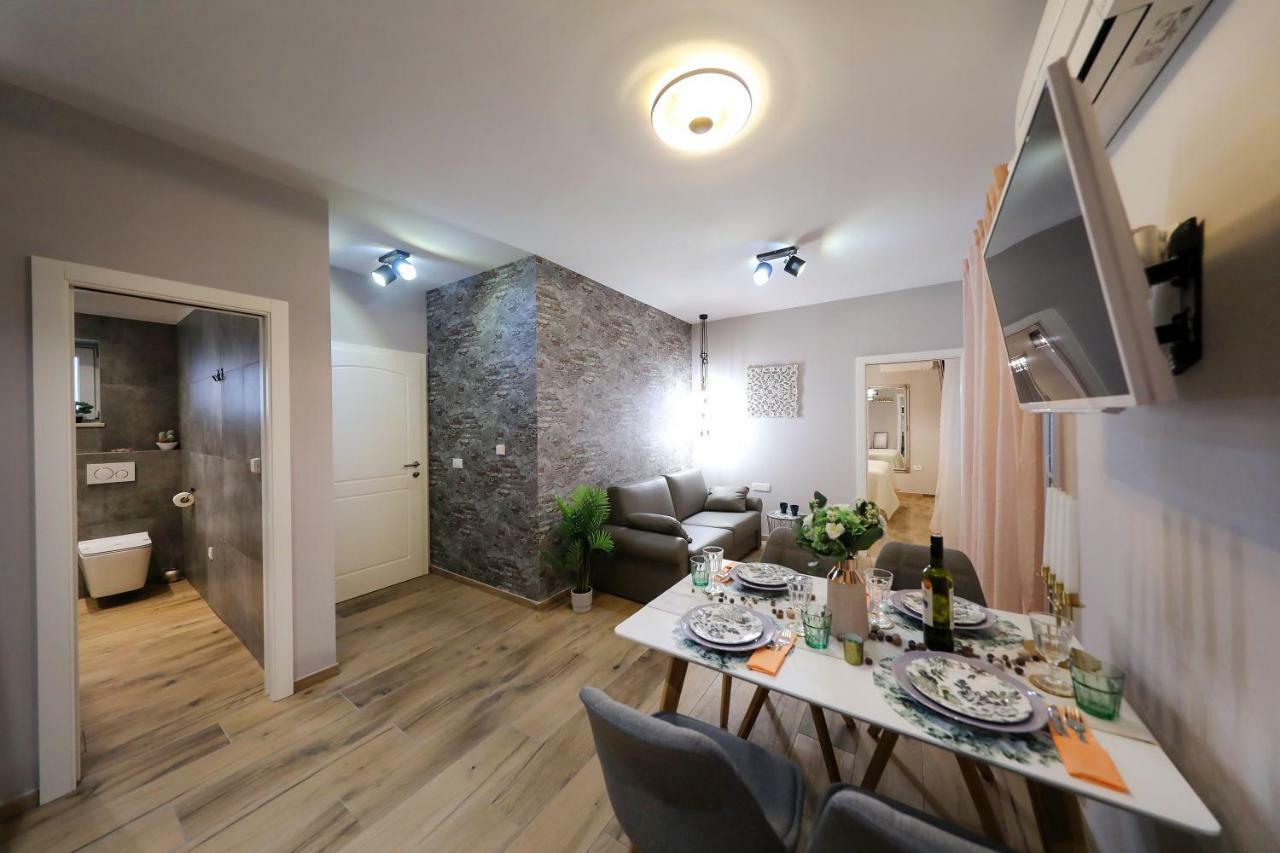 Aldo Center Apartment *